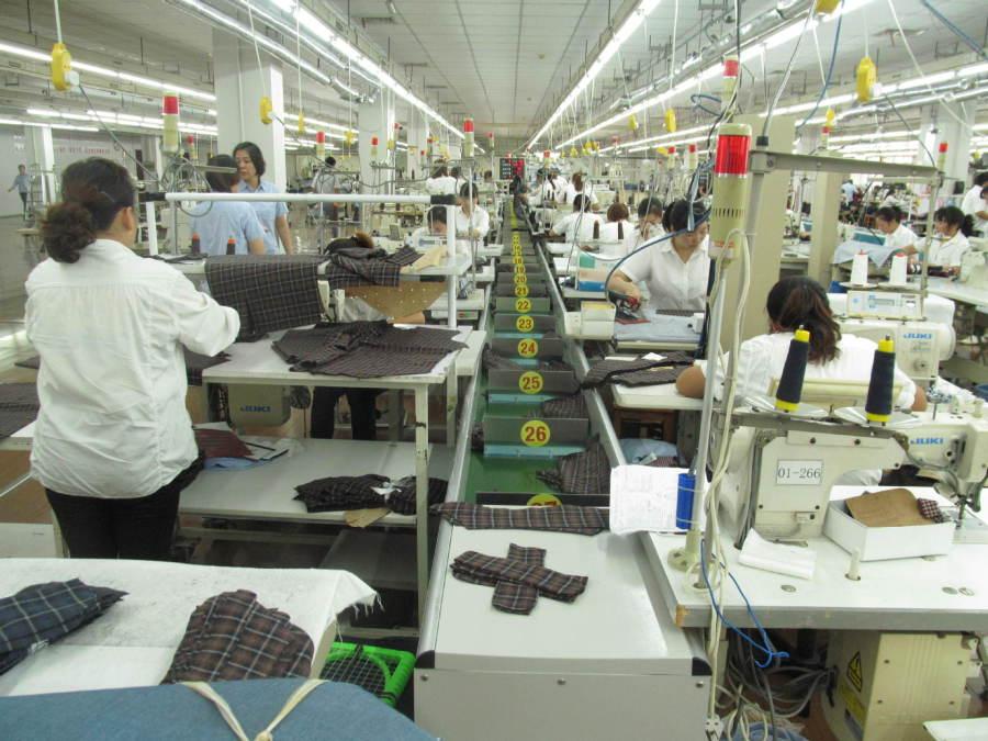 流水線上的代際更迭 為何年輕小伙遠(yuǎn)離工廠，機(jī)械電子行業(yè)面臨新挑戰(zhàn)