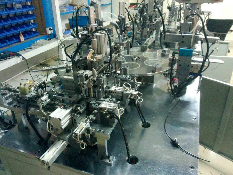 供應(yīng)非標(biāo)自動(dòng)化玩具車波箱自動(dòng)組裝機(jī) 機(jī)械電子設(shè)備領(lǐng)域的高效解決方案